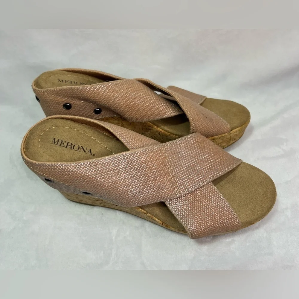 Merona Shimmer Peachy Beige Cross-Strap Slides Women’s Size 7.5